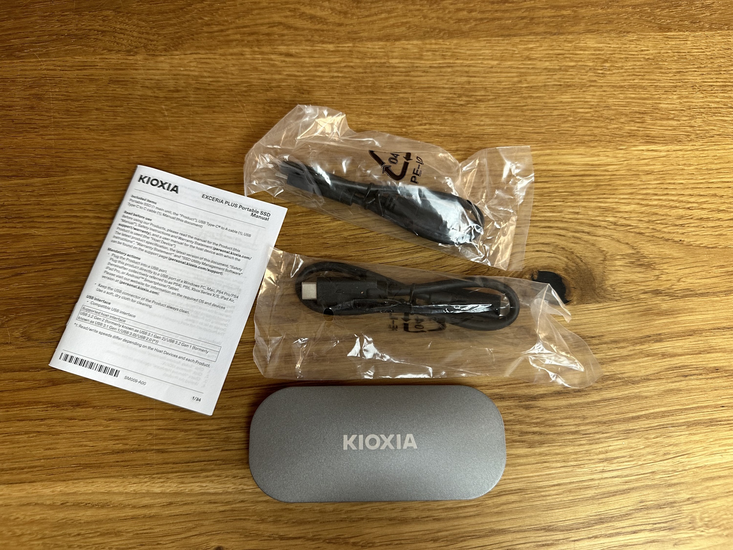 KIOXIA EXCERIA PLUS Portable Unboxing (7)