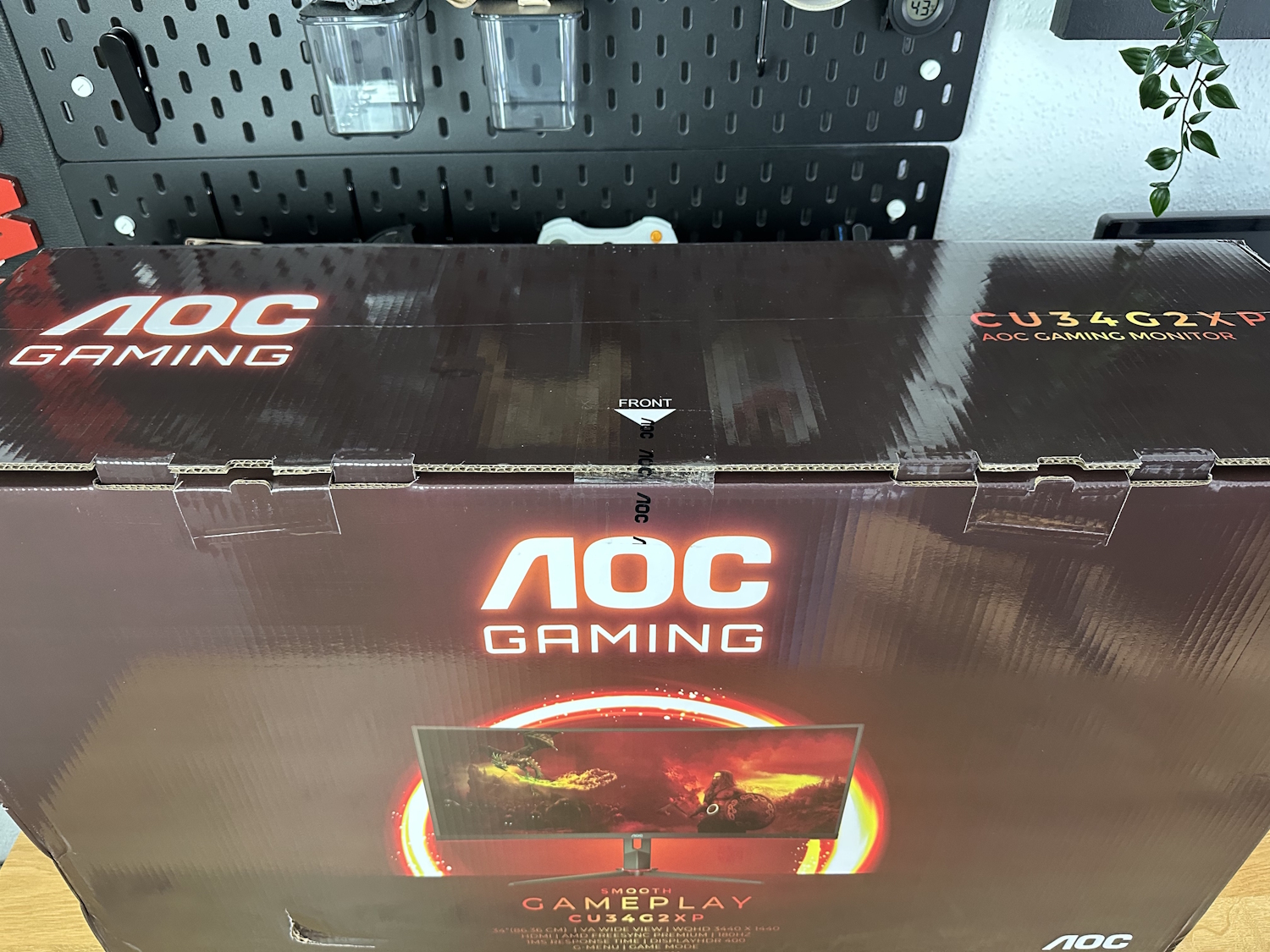 AOC Ultrawide Gaming Monitor Unboxing (6)