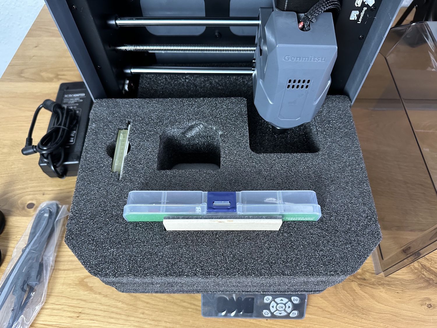 Sainsmart Genmitsu Cubiko unboxing (2)