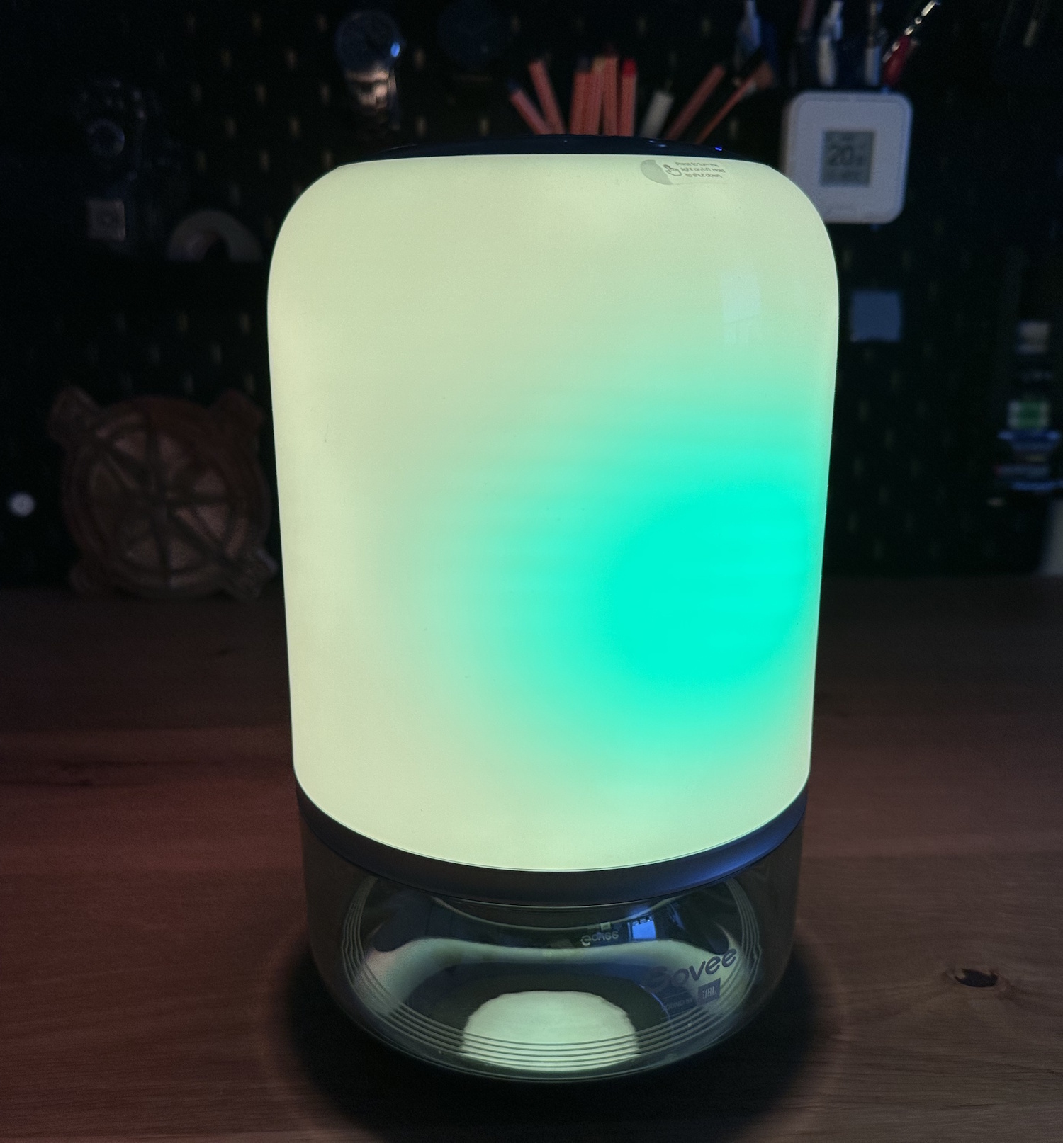 Govee Table Lamp 2 Pro x JBL LIght action (11)