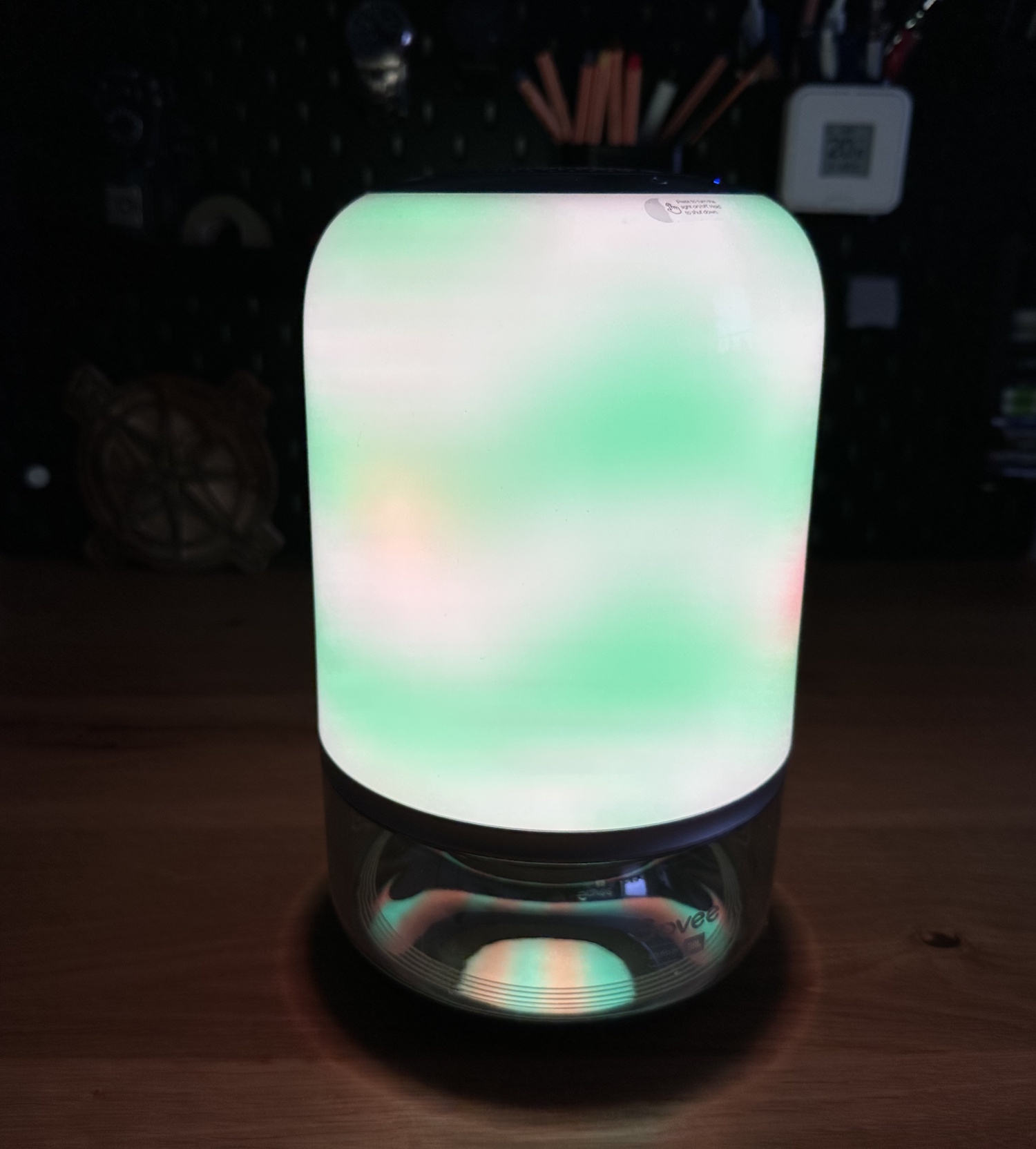 Govee Table Lamp 2 Pro x JBL LIght action (7)