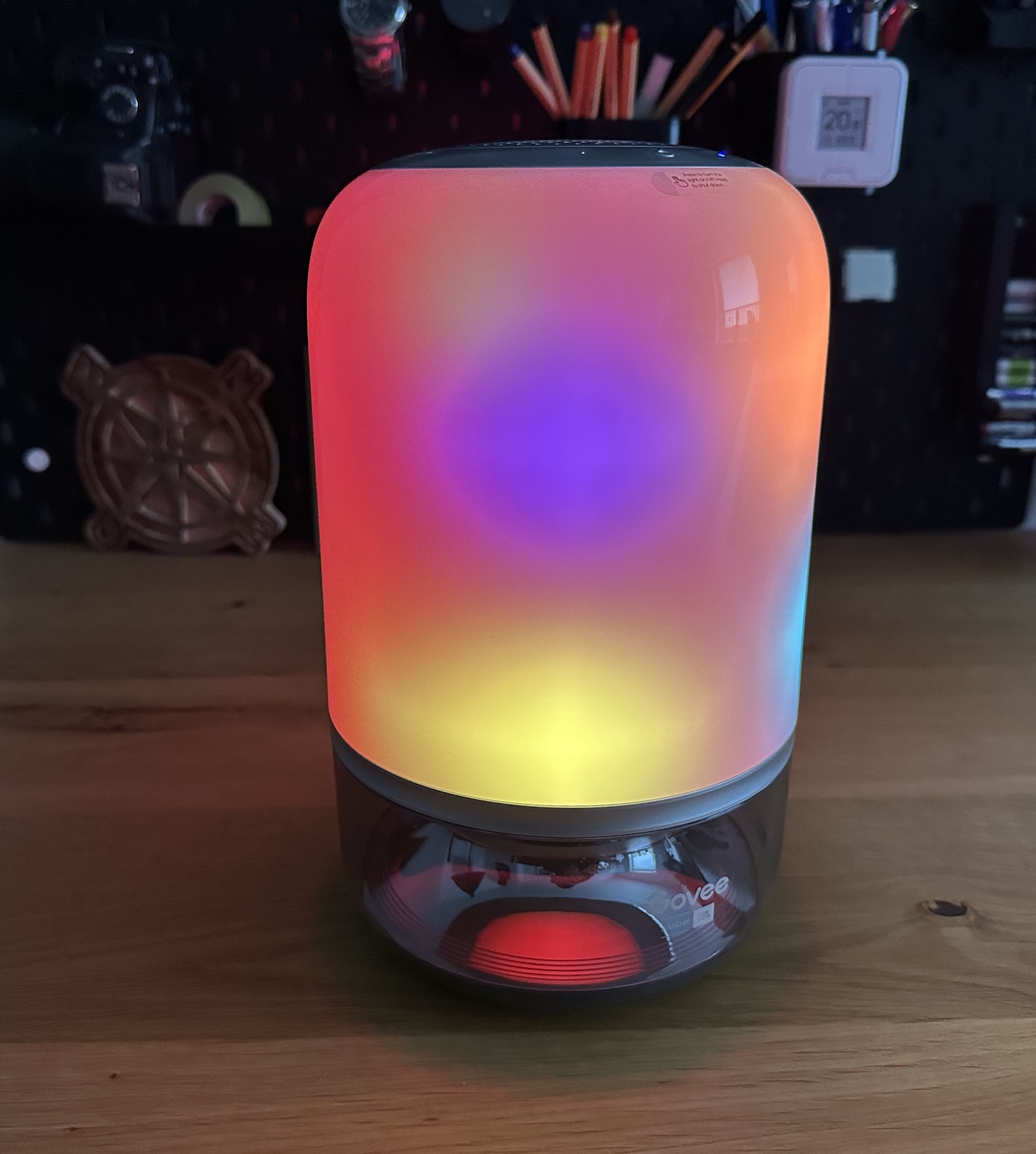 Govee Table Lamp 2 Pro x JBL LIght action (8)
