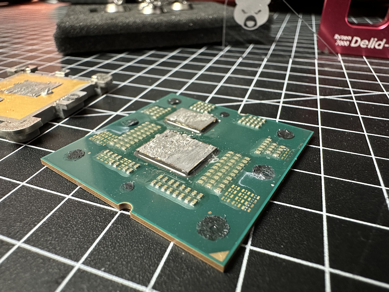 Thermal Grizzly Delid Die Mate amd ryzen 7800x3d delid how to (17)