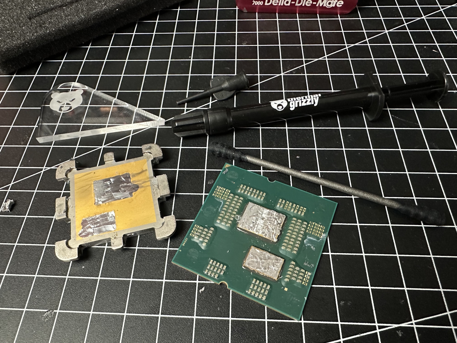Thermal Grizzly Delid Die Mate amd ryzen 7800x3d delid how to (23)