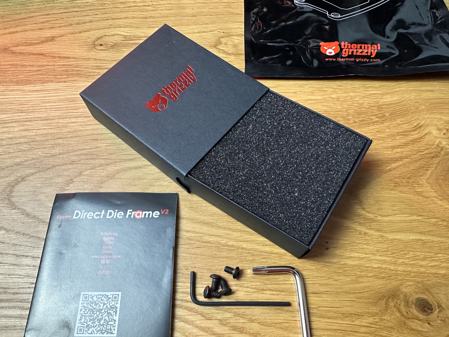Thermal Grizzly Direct Die Frame V2 amd unboxing (6)