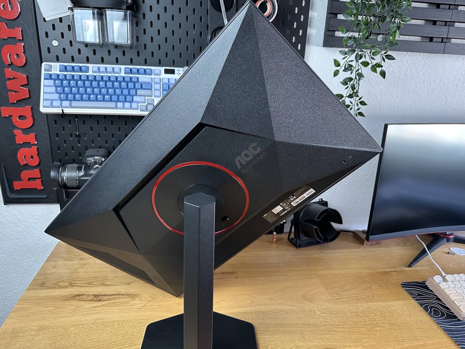 AOC Q27G4SRU Verstellen (1)