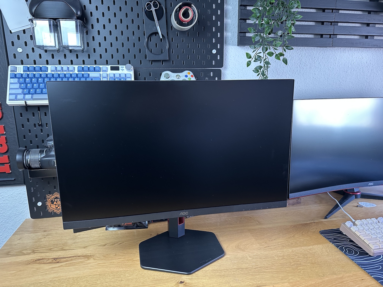 AOC Q27G4SRU ergonomie verstellung (1)