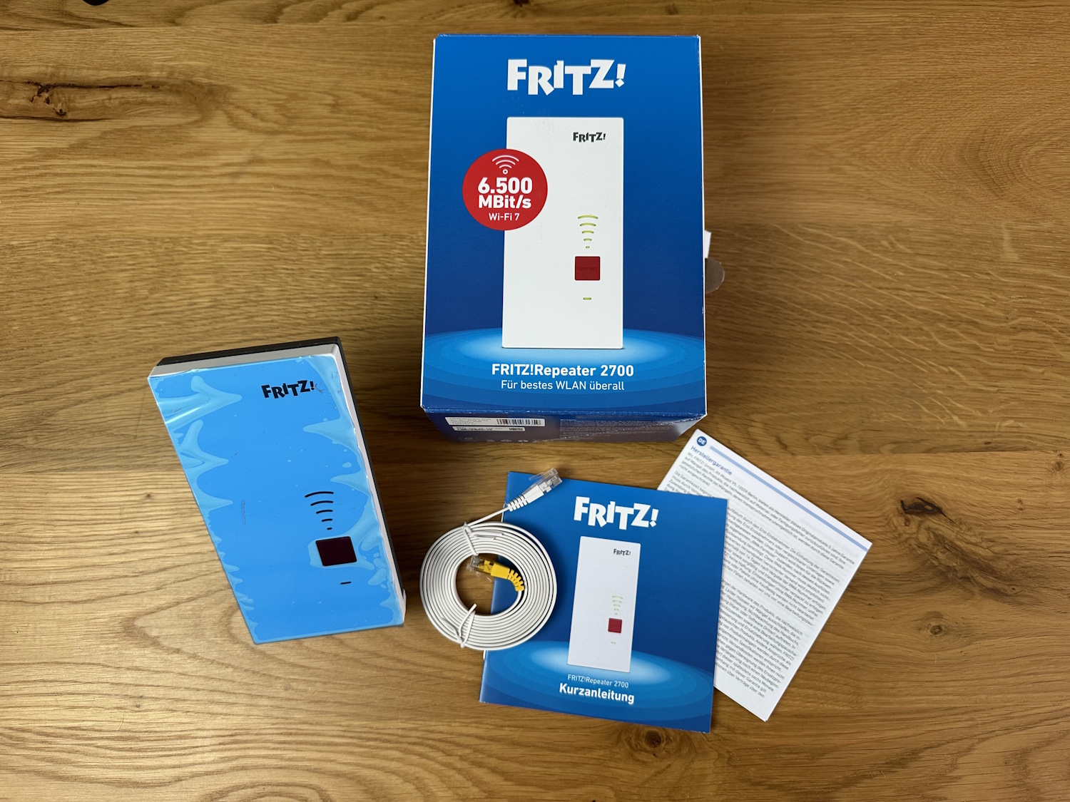 FRITZ Repeater 2700 unboxing (9)