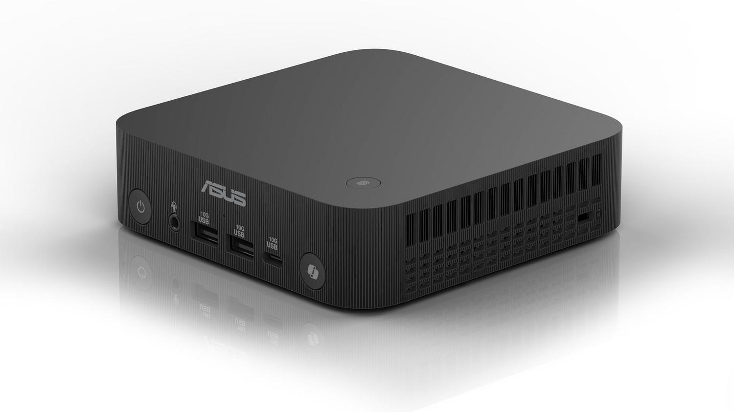ASUS ExpertCenter PN55 Mini-PC von vorne, leicht angewinkelt auf neutralem Hintergrund.