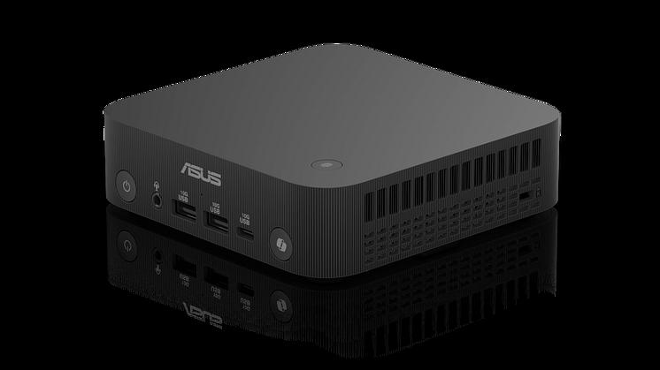 Detailansicht der vielfältigen Anschlussmöglichkeiten an der Rückseite des ExpertCenter PN55.