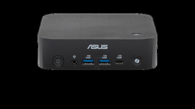 Der ASUS ExpertCenter PN55 betreibt mehrere 4K-Monitore, demonstriert Multitasking-Fähigkeiten.