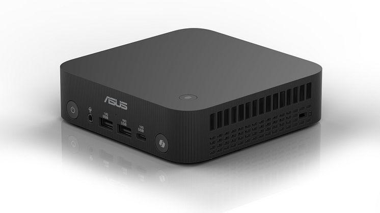Seitliche Ansicht des ASUS ExpertCenter PN55, die das fein gefräste Aluminiumgehäuse und die Lüftungsschlitze zeigt.
