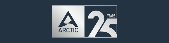 Eine Gesamtansicht der überarbeiteten Verpackung und Spritze der ARCTIC MX-4 Wärmeleitpaste.
