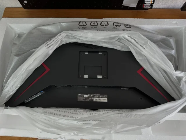 Erlebe immersive Gaming-Momente!

Unser AOC Ultrawide Gaming Monitor bietet eine atemberaubende Bildqualität und ein breites Sichtfeld. Mit seiner hohen Auflösung und schnellen Reaktionszeit bist du immer einen Schritt voraus!

Der komplette Test bald auf hardwarepoint.net

#AOC #Ultrawide #GamingMonitor #Gaming
